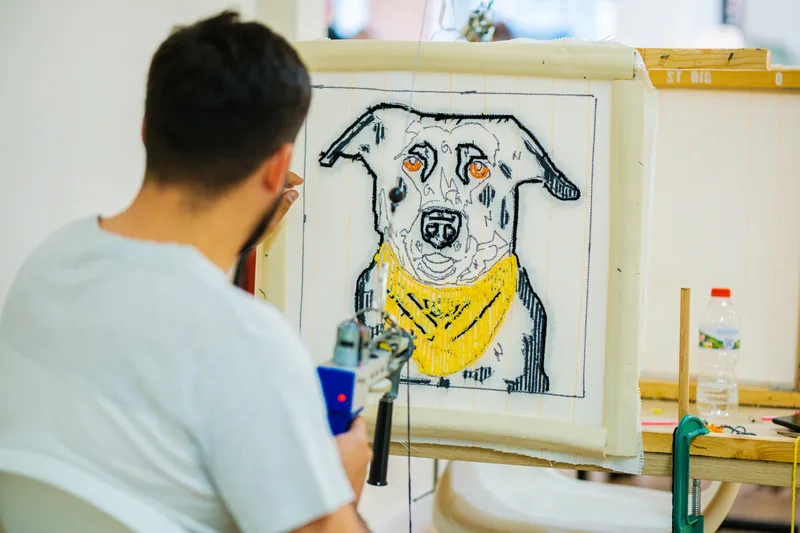 Alfombra personalizada hecha con pistola de tufting